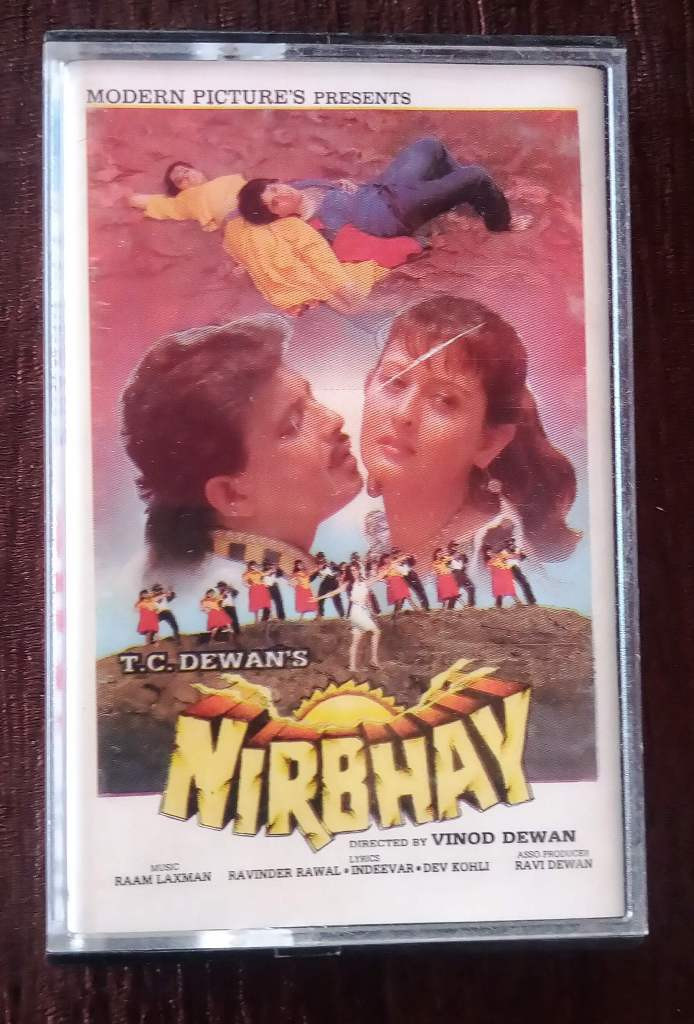 Nirbhay (1995) Raam Laxman Pre-Owned Crescendo Audio Cassette